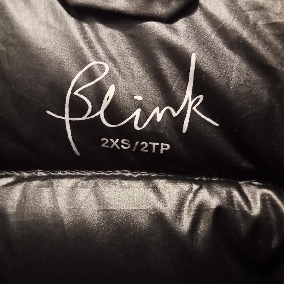 "BLINK" by Danier Leather black puffer jacket, 2XS - Picture 4 of 8